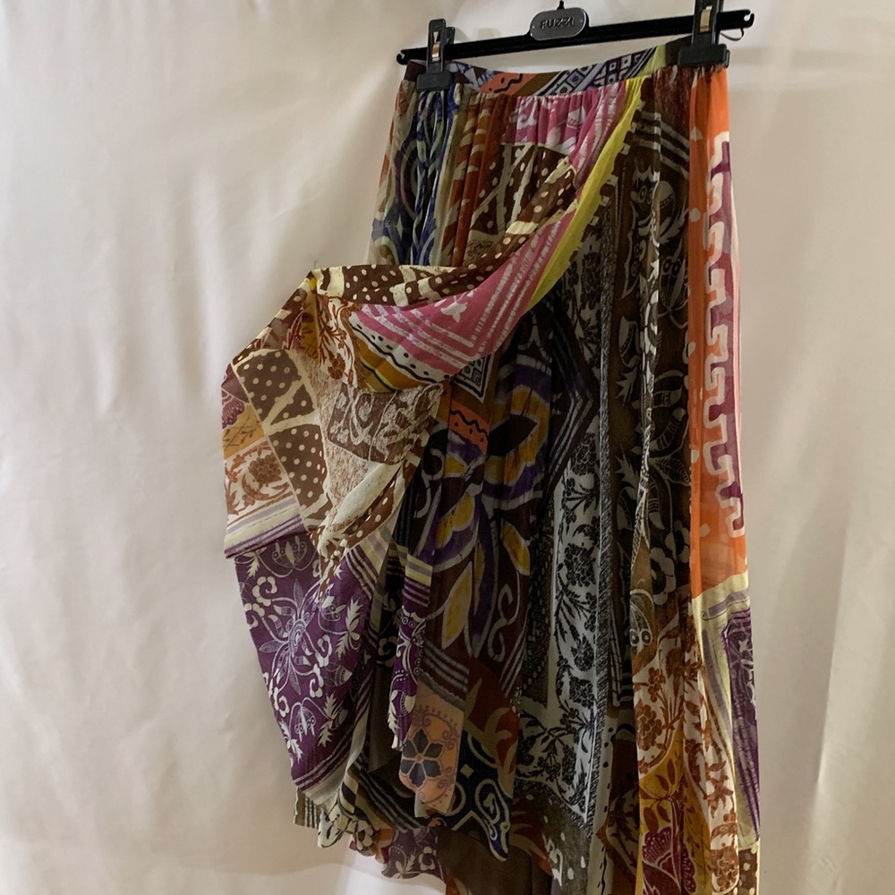 Fuzzi Stretch Mesh Knit Skirt - Picture 5 of 5